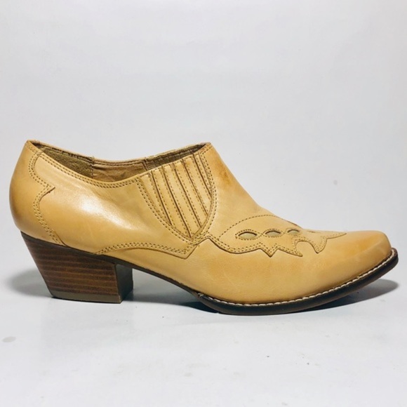 Reba Shoes - Reba "Lane" Leather Western Shoe Boots Sz. 7.5M